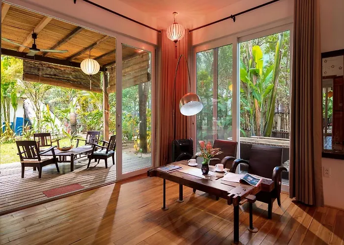 Aira Boutique Hoi An Hotel & Villa